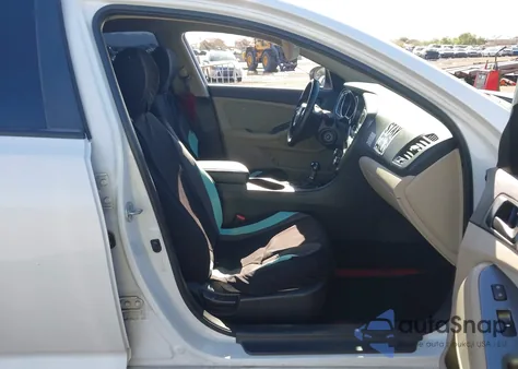 2014 Kia Optima Lx from USA, damaged, VIN 5XXGM4A70EG340468